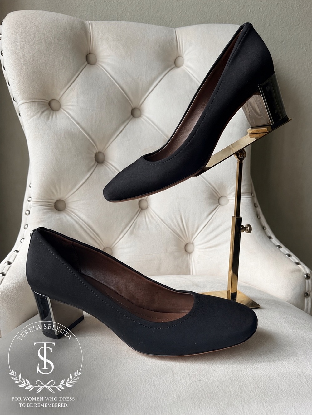 Donald J. Pliner Black Square-Toe Mid-Heel Pumps